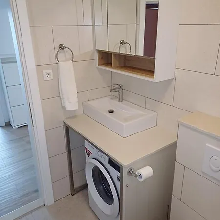 Villa Arija Brela 3*