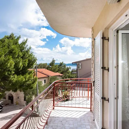 Villa Arija Brela Guest house 3*